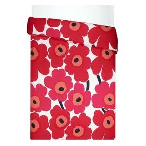 Unikko Duvet Cover by Marimekko